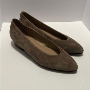 Sesto Meucci Suede Tan Women's Flats Sz 7.5M